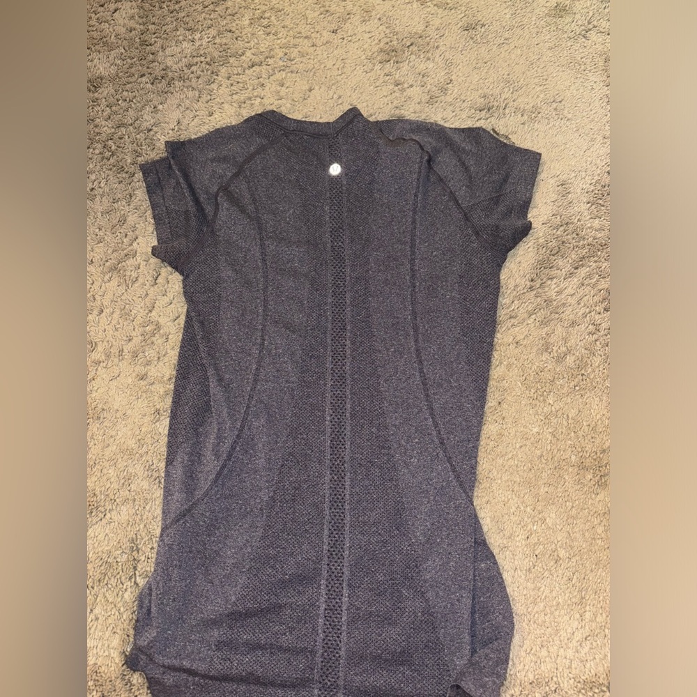 Gray Lululemon Swiftly Tech Size 8 - image 2